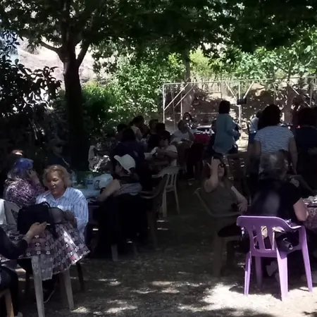 Yenicekent Kamara Kaplicasi *